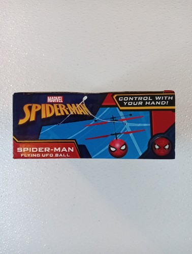 Marvel Spiderman Flying UFO Ball World Tech Toys-NEW L22 - Picture 4 of 4
