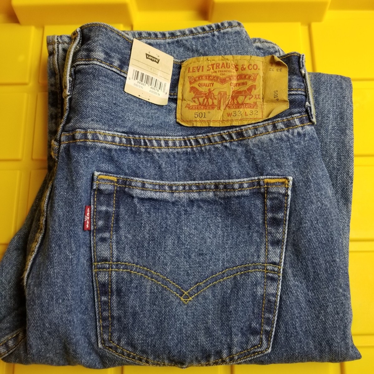 Levis 501 Jeans Size 34 X 36 Dark Stonewash Mens Button Fly Levis 501 Jeans Size 34 X 36 Dark Stonewash Mens Button Fly