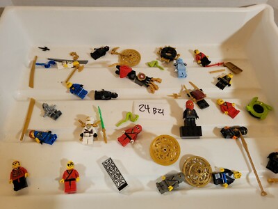 ninjago minifigure accessories Lego Technic Lot Parts ship space