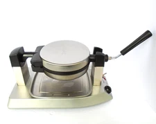 Waring Pro Stainless Steel Belgian Waffle Maker WWM200SA Restaurant Style Tested