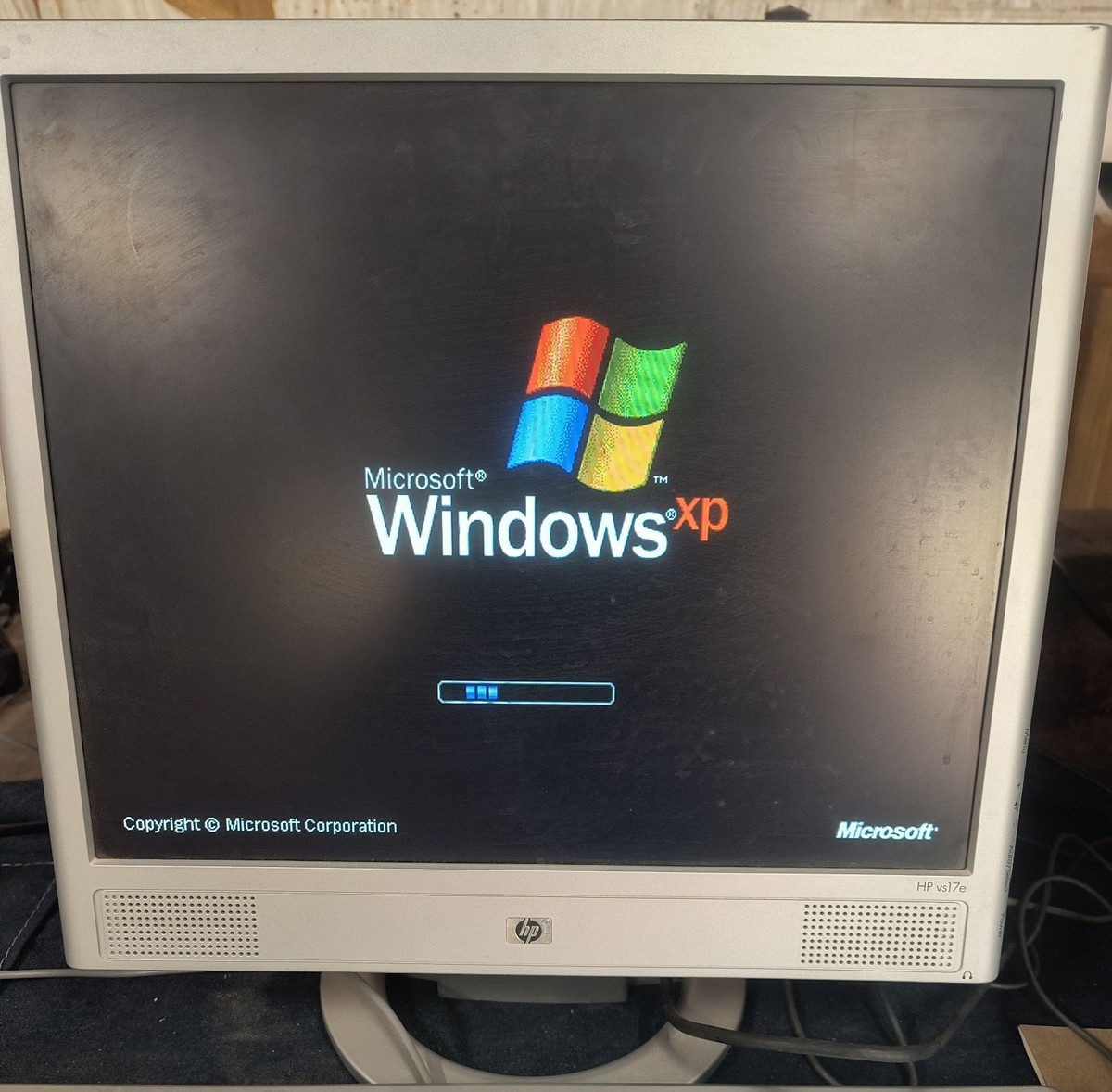 HP Pavilion a1410n Windows XP With Monitor, Keyboard And Mouse. | eBay