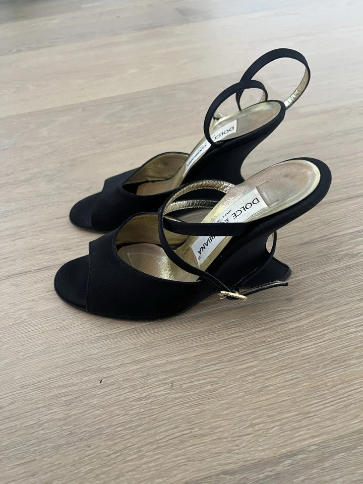 Dolce & Gabbana楔形高跟鞋交叉肩带 — 第 3/4 张图片