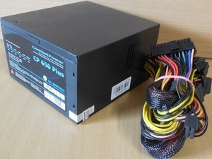 CombatPower CP650 Plus 650 Watt ATX PC-Netzteil, 20+4 Pin
