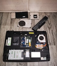 RM Series CM-2 Laptop (EL81) grau **DEFEKT - (Grub) RETTUNGSMODUS** hat Spuren – Bild 10