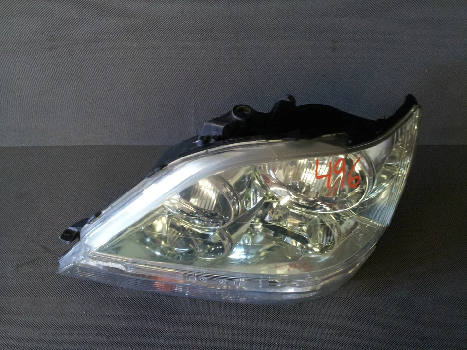 1999-2001 Lexus RX300 Driver Side Halogen Headlight Factory OEM - Image 4 of 4