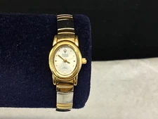 Working Armitron Diamond Now Women's Ladies Silver Gold Oval Watch Stretch Band