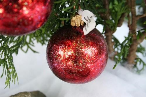 CRATE & BARREL GLITTER BALL ORNAMENTS (4) –NWT– GIVE NOEL A SPARKLING QUALITY! - Picture 3 of 7