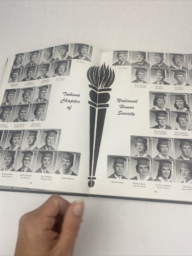 1960 "Whirlwind" - Albany Union High School Yearbook - Albany, Oregon - Picture 18 of 21