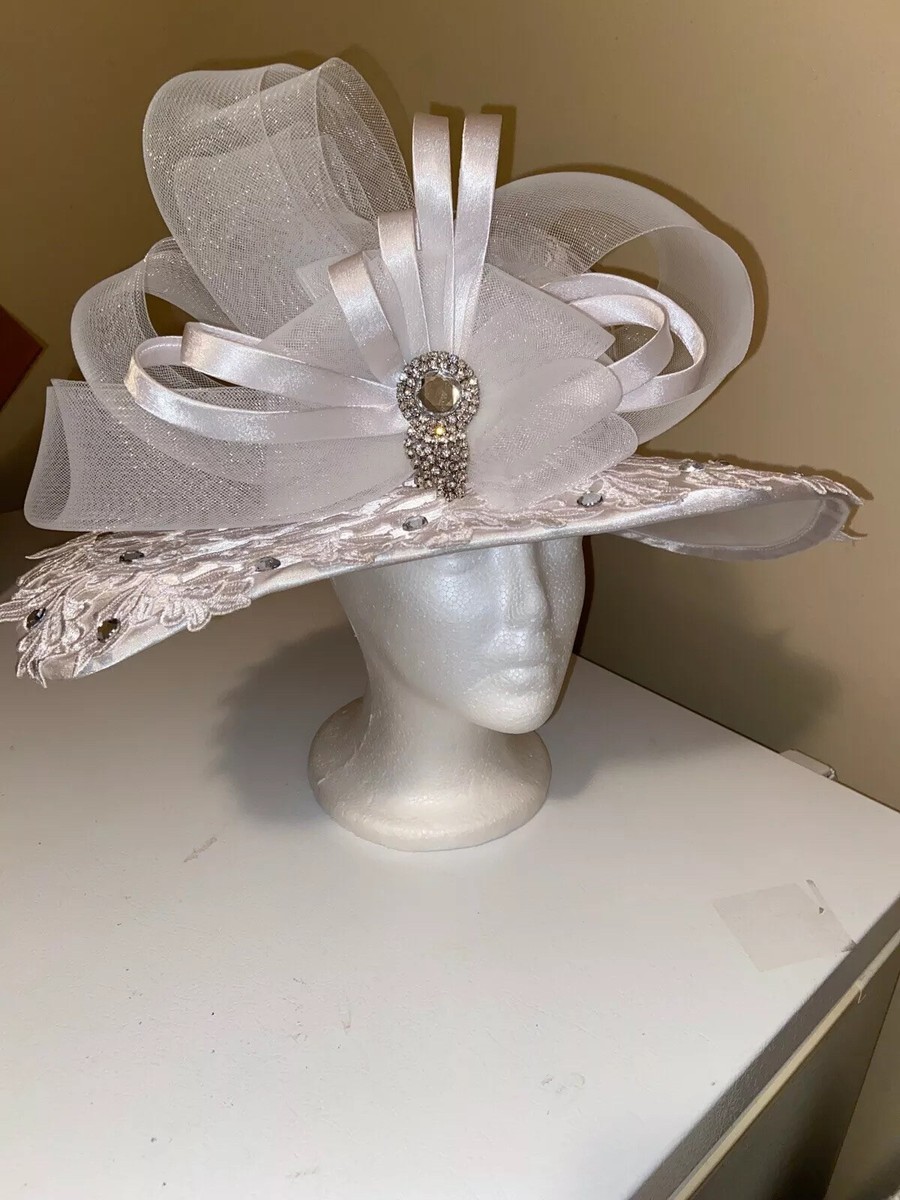 MS. DIVINE Elegant White Embroidered Lace & Rhinestone Turban Tam Women\'s Hat ?》Black/White Ms. Divine Rhinestone Lace Sequin Church  main image 3