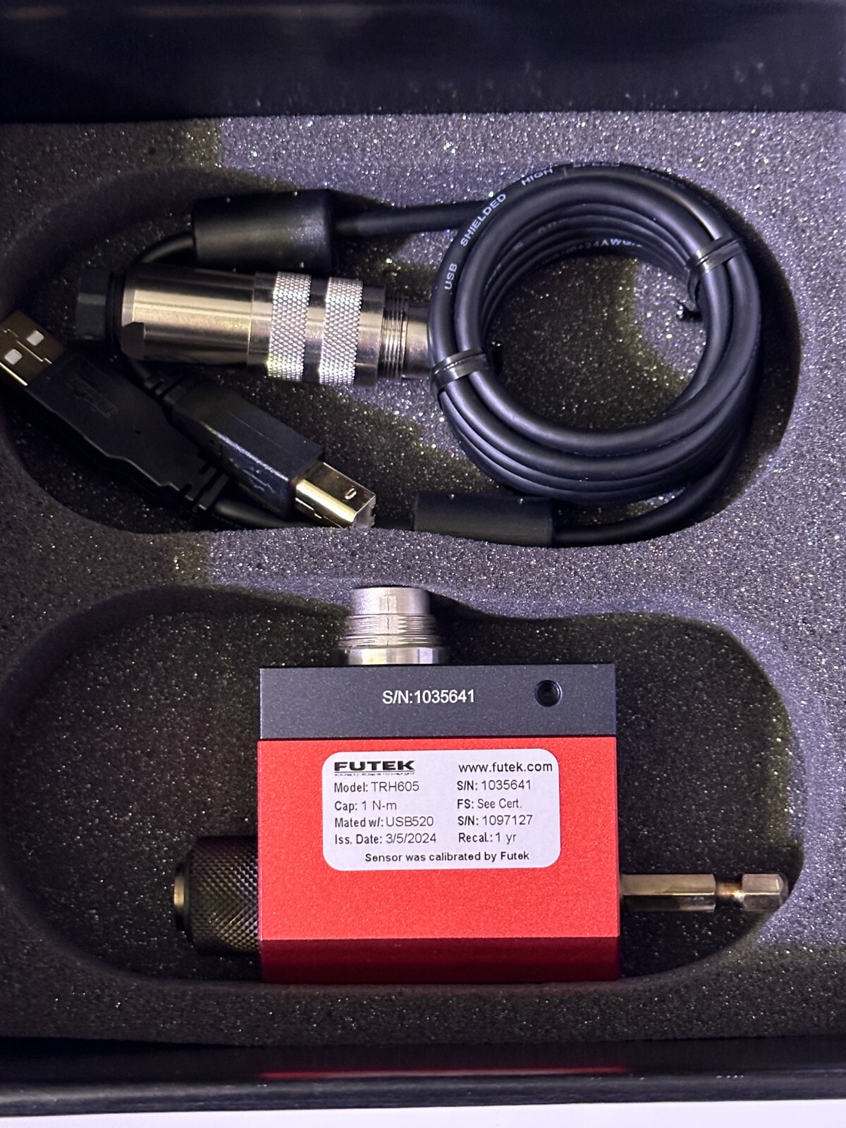 FUTEK TRH605 1 N-m Torque Sensor and FSH3944 Amplified Encoder Combo | eBay