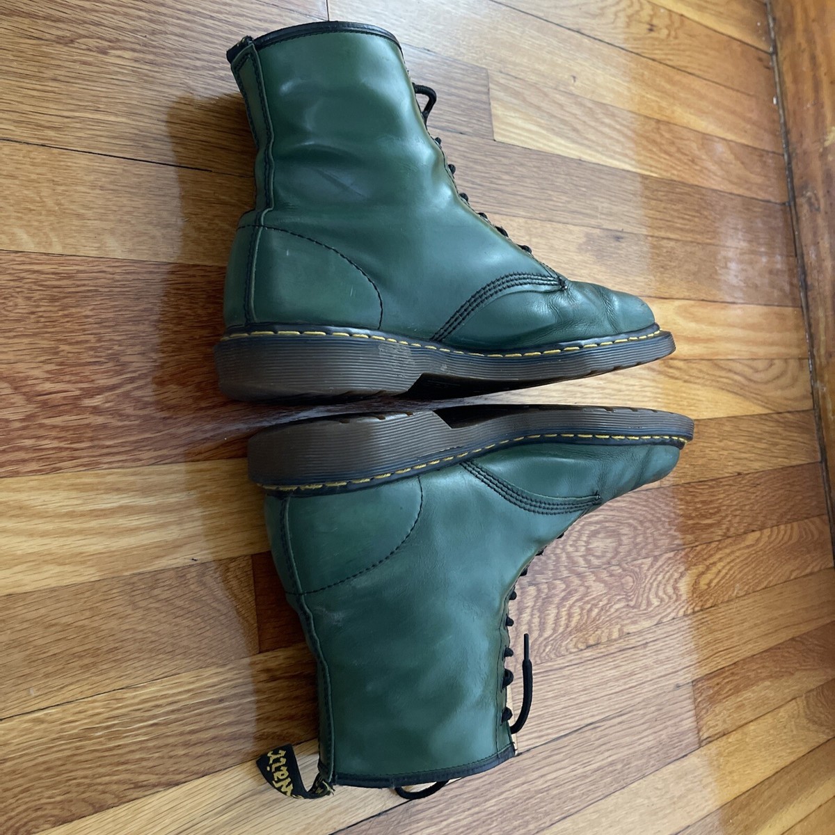 Vintage Dr. Martens Doc England 1460 Green Leather Boots Vintage Dr. Martens Doc England 1460 Green Leather Boots
