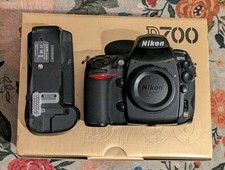 Nikon D700 12.1MP DSLR Camera with Verical Grip - Shutter Count 82551