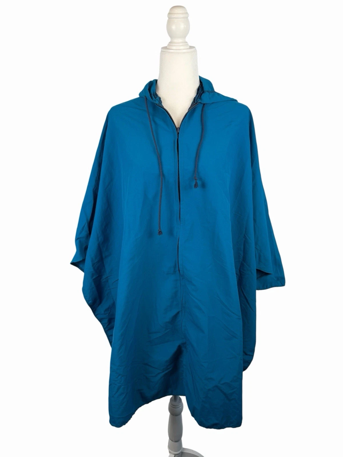 Vintage 1990s MY MAINE BAG Unisex Rain Poncho Blue One Size Gorpcore Outdoor Zip
