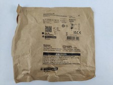 1PC -NEW - TELEMECANIQUE XUN2APXNL2R PHOTOELECTRIC SENSOR PROXIMITY SWITCH