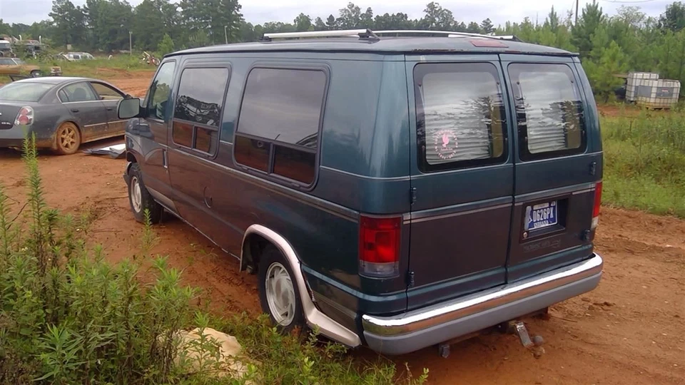 Rear Axle 3.55 Ratio 8.8" Ring Gear Fits 97-99 Ford E150 Van OEM Foto 4 de 4