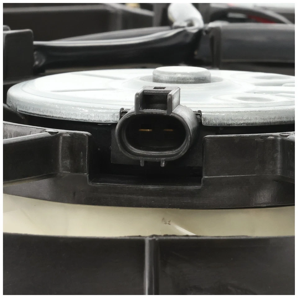 Conjunto de ventilador de refrigeración del radiador para Toyota Prius 2004-2009 1,5 L ventilador doble TO3117100 Foto 4 de 4