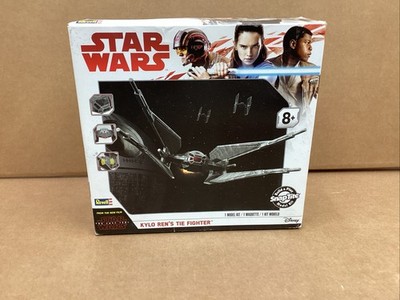 Star Wars Kylo Ren's Tie Fighter 1:70 Model Kit Revell Snaptite Last Jedi