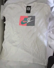 Nike Air Men's Athletic Short Sleeve Color Blocked Logo Gym Graphic T-Shirt XL