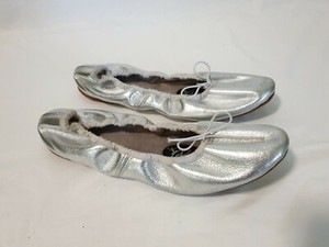 ladies silver ballet flats