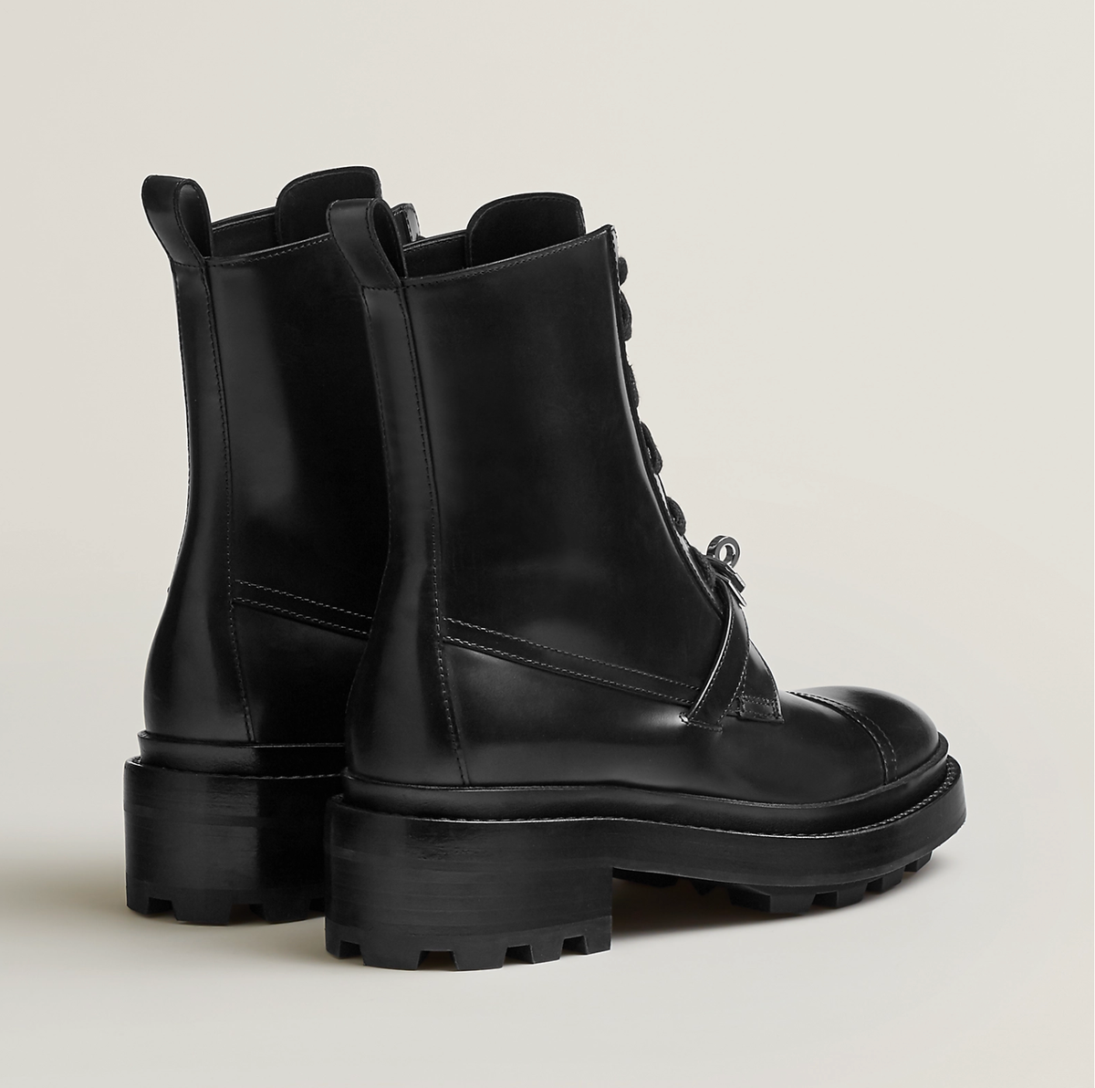【BOHEMIAN SEOUL】ECLIPSE SLEEK LEATHER FLIP FLOP BOOTS Designer fashion, Seoul-fully created | W Concept