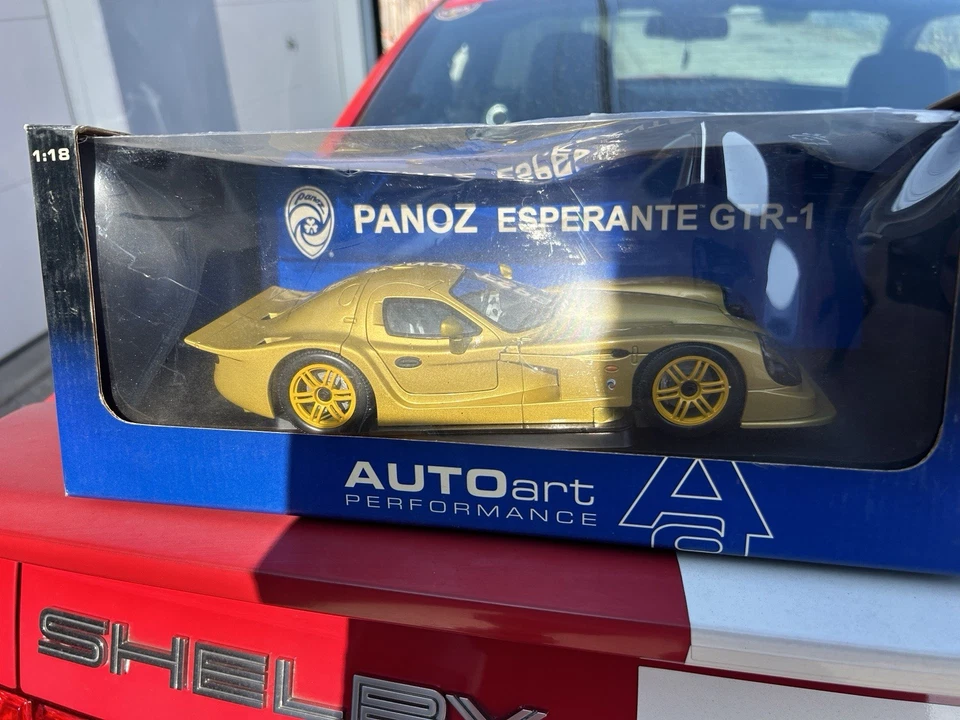 Autoart 1/18 Performance GOLD PANOZ ESPERANTE GTR-1 #78202 - Image 2 of 4