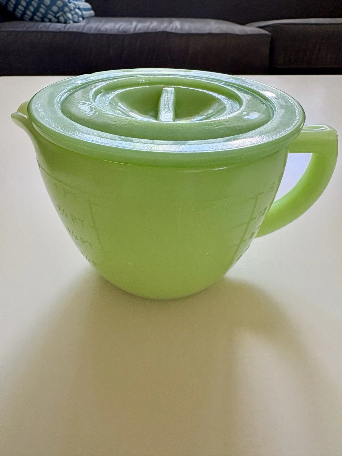 Antique Vintage Jadite Two Cup Measuring Cup With Original Top
