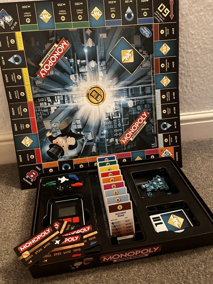 Hasbro Monopoly Ultimate Banking Electronic Family Board Game 2015 Complete VGC - Image 3 of 4