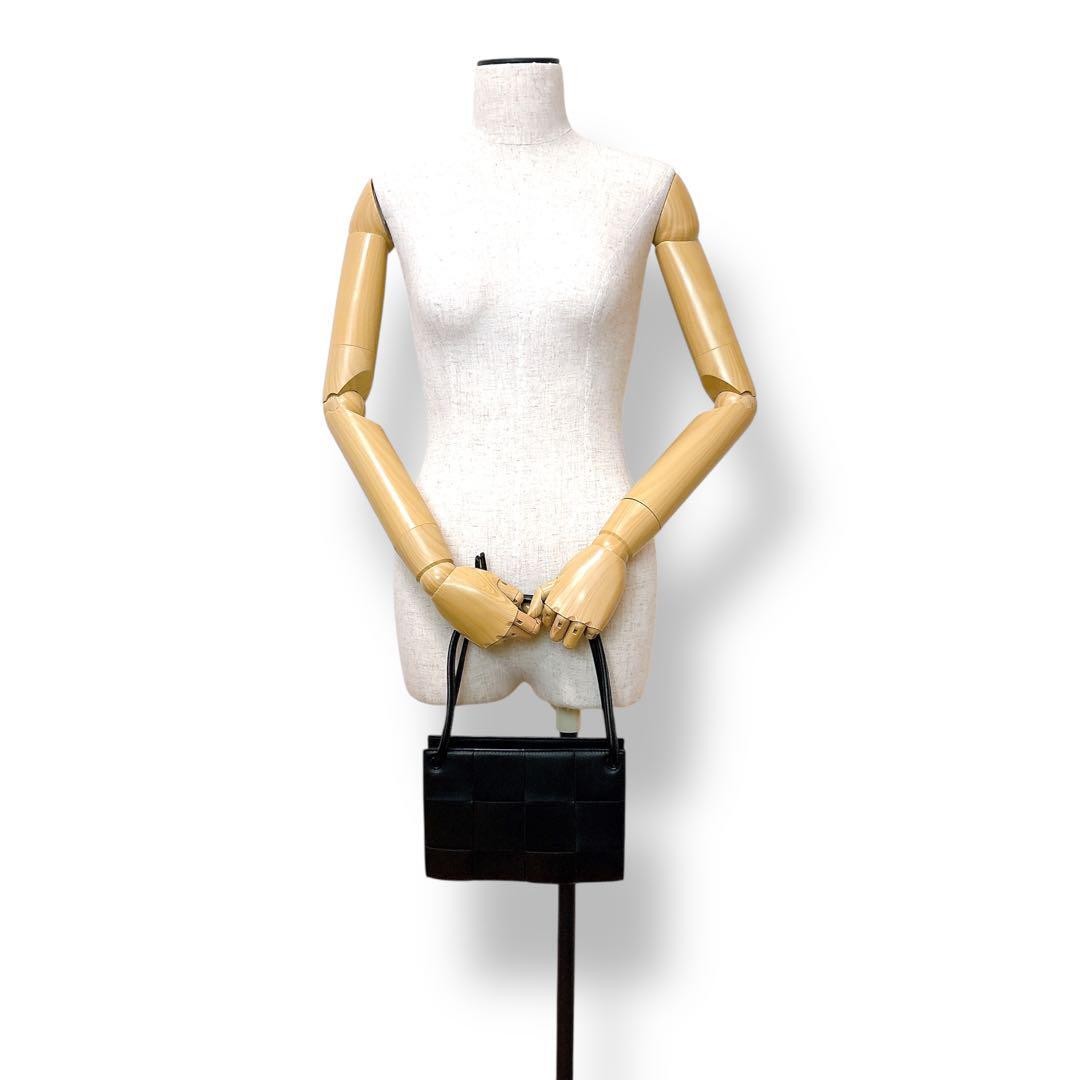 Bottega Veneta Cassette Shoulder Bag Mini Black Authentic thumbnail 8