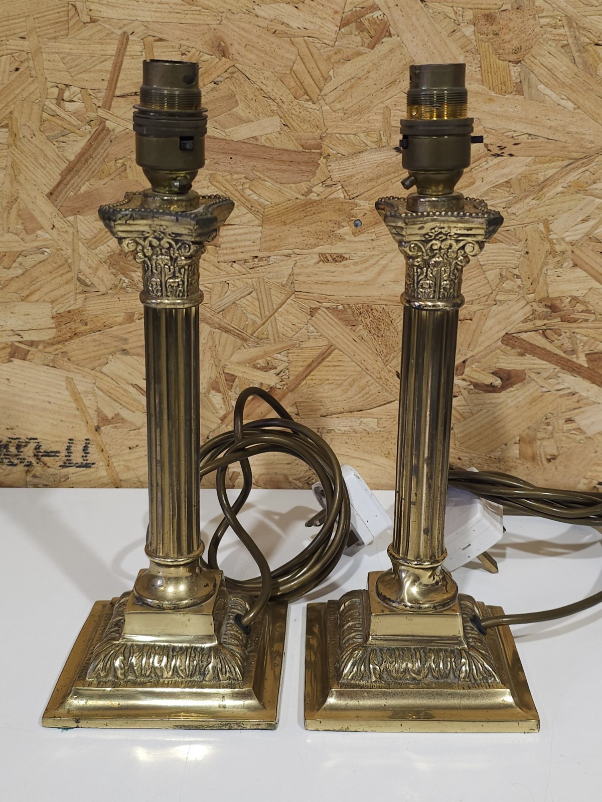 A Pair Of Vintage Corinthian Column Neoclassical Brass Table Lamps — image 11