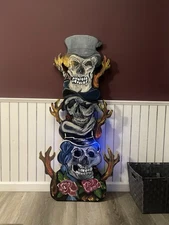 Custom Wooden Cutout holiday family skull totem indoor outdoors art stands 5ft 