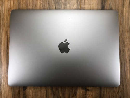 Apple MacBook Air 2020 Grigio Siderale 13" Touch ID 512GB SSD 8GB RAM 1.2GHz i7 Leggi - Foto 8 di 10