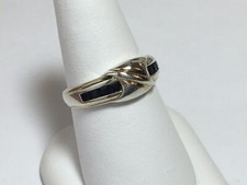 Ladies Sterling Silver Vintage Natural Sapphire Gemstone Slight Domed Ring Sz 7