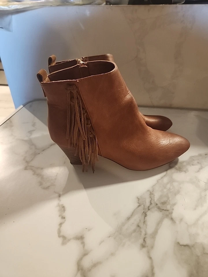 Thalia Sodi Womens 10M COGNAC Brown Lorys Fringe Leather Ankle Boots Stack Heel - Image 2 of 4