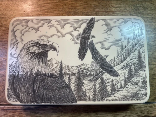 Vintage 1990's Unbranded Resin Eagle Etched Box