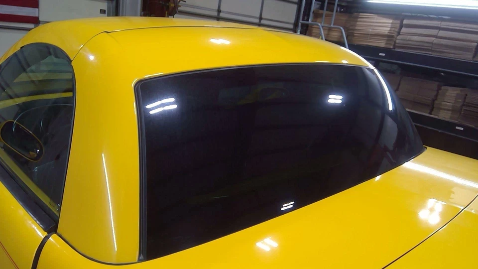 03-06 Chevrolet SSR OEM sección techo rígido trasero con cristal trasero (amarillo 423G) Foto 2 de 4