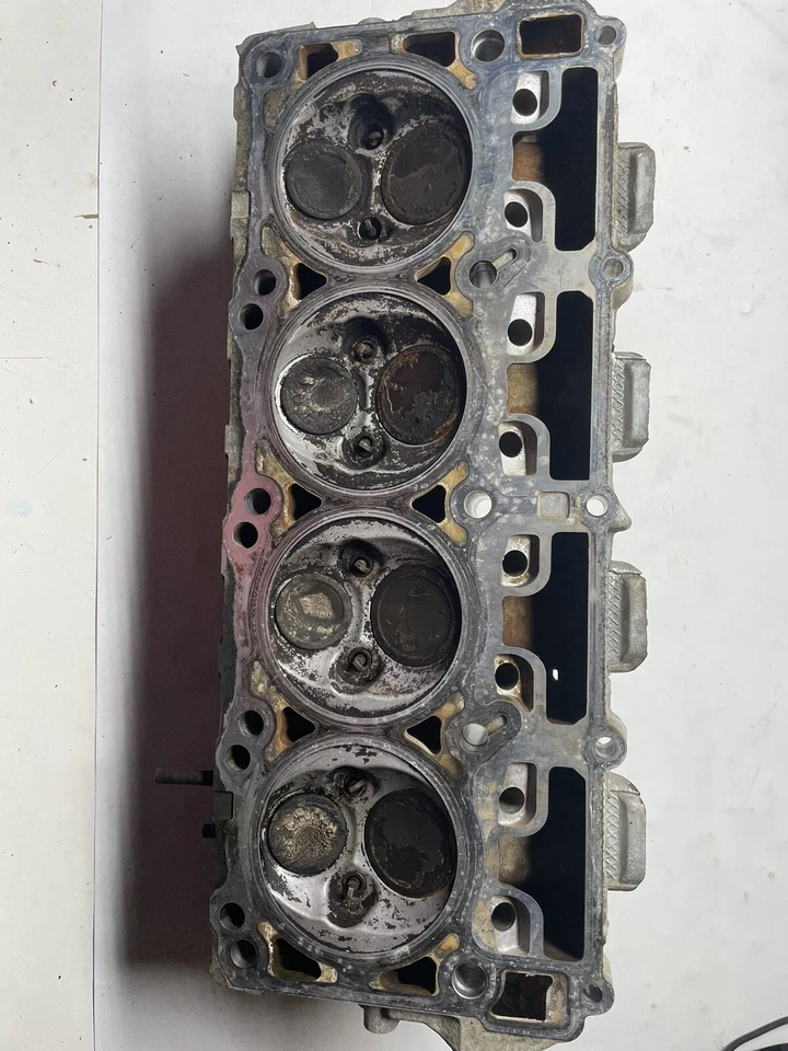 Culata derecha Jeep Grand Cherokee 2005 5.7 53021616BA Foto 4 de 4