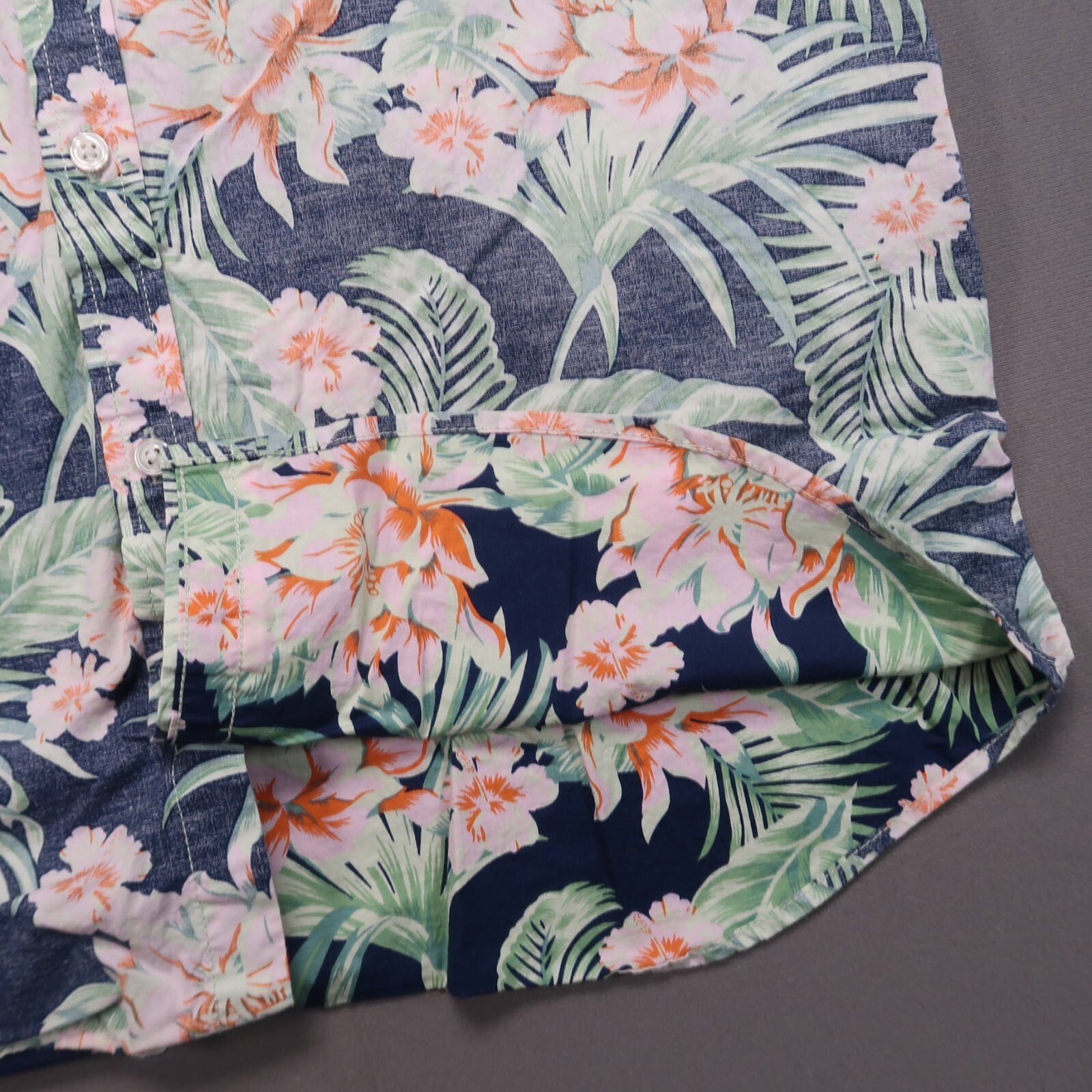 Chubbies Shirt Mens Large Blue Floral Short Sleeve Inside Out Hawaiian Stretch