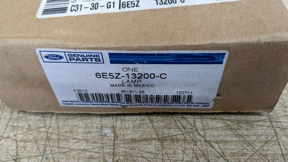 MARCADOR DELANTERO PASAJERO DERECHO FORD FUSION MERCURY MILAN 2006-2009 6E5Z13200C Foto 3 de 4