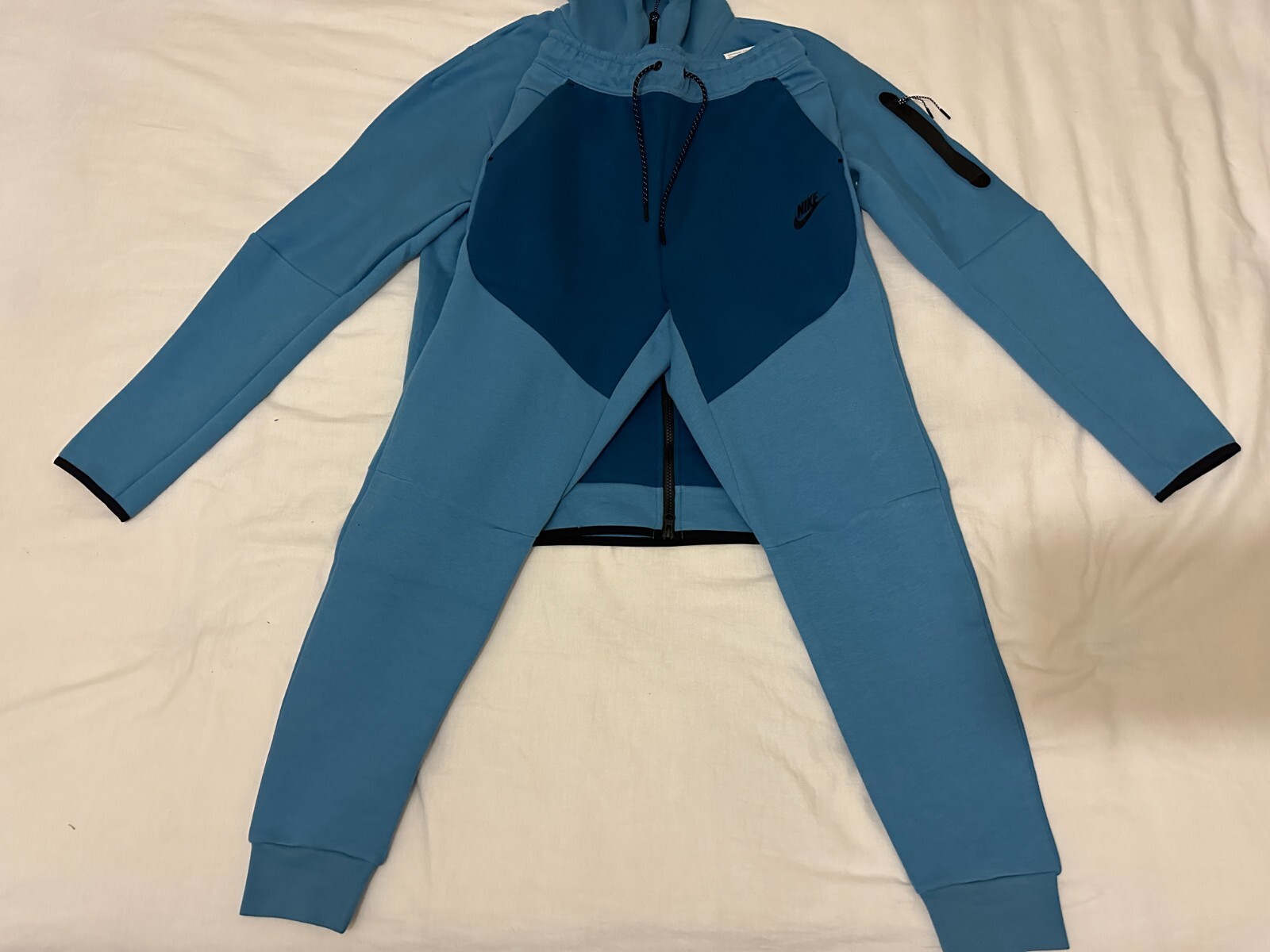 Mens Nike Tech Fleece Dutch Blue. Full set Size (M) Deadstock eBay