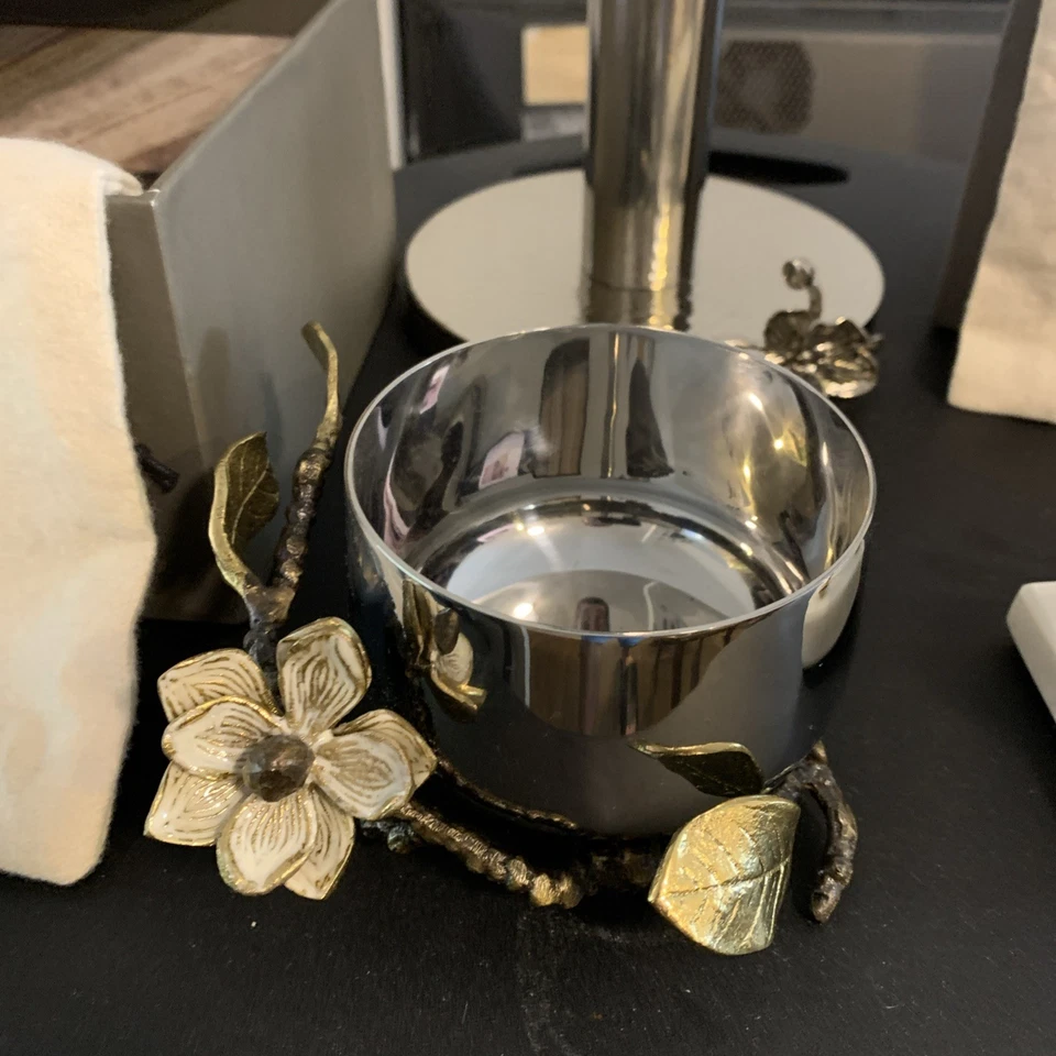 3 piece MICHAEL ARAM Table Set - Nut Bowl, Paper Towel Holder, Napkin Holder  - Image 2 of 4