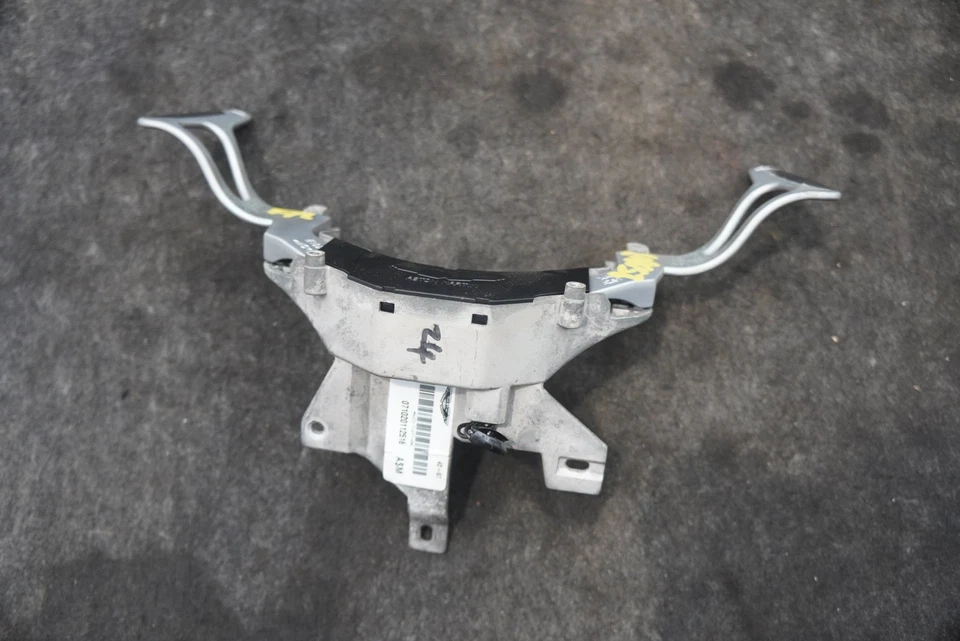 Оригинальный переключатель лопастей рулевой колонки 6G337L237AB Aston Martin V8 Vantage 2008 - Изображение 2 из 4