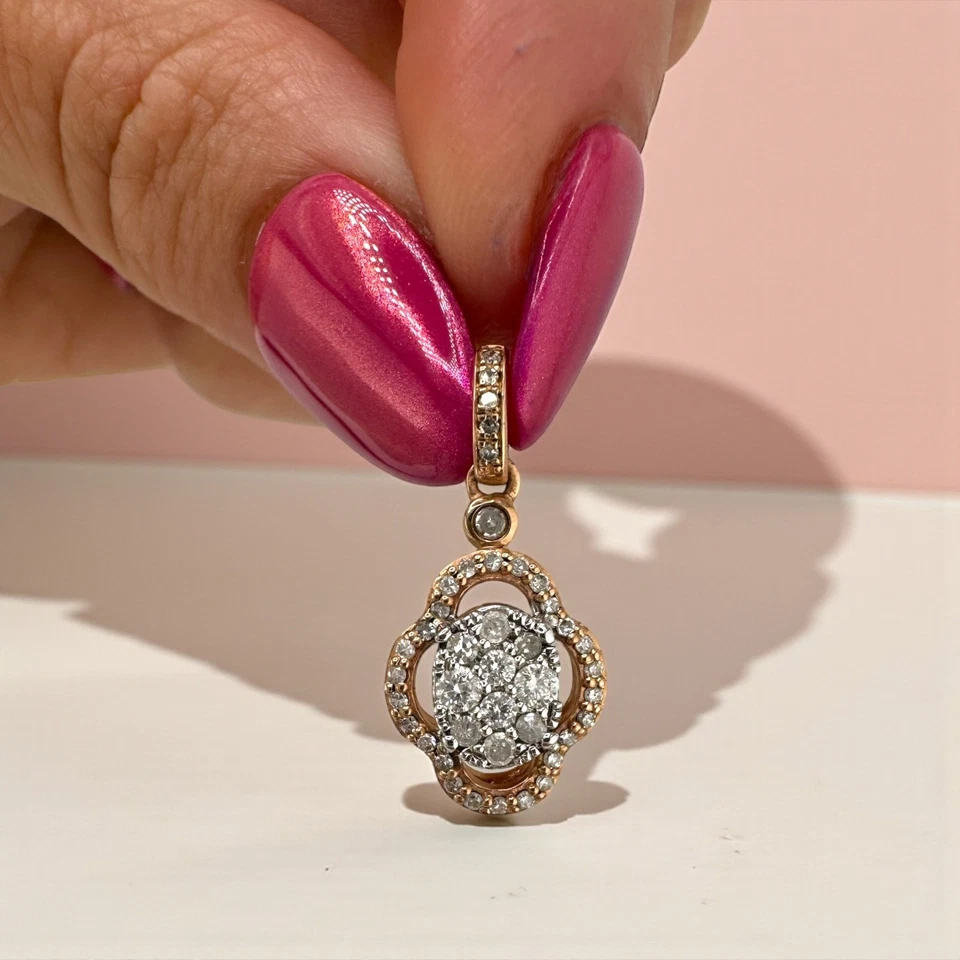 Pingente aglomerado de diamante vintage ouro rosa 10K design halo oval 0,40 ctw 1,3 g - Imagem 2 de 4