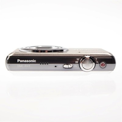 PANASONIC Lumix DMC-FH1 Digital Camera - 12.0MP / 5x / HD - Tested