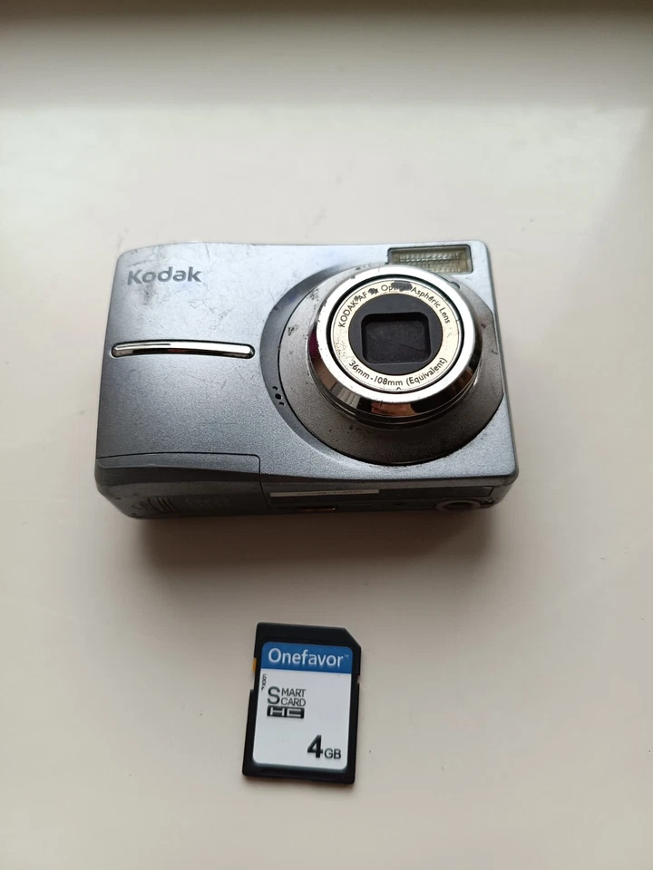 🔥Kodak EasyShare C813 Silver 8.2MP digital camera🔥WORKing FULL Set READ!🔥 - Image 3 of 4