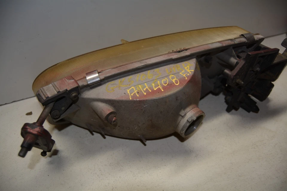 Faro delantero derecho pasajero Mazda MX6 1993-1997 OEM, 114-58365 Foto 3 de 4