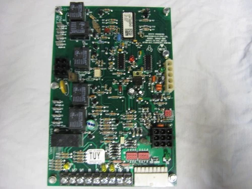 Reclaimed White Rodgers Emerson Furnace Control Board 50A61-605