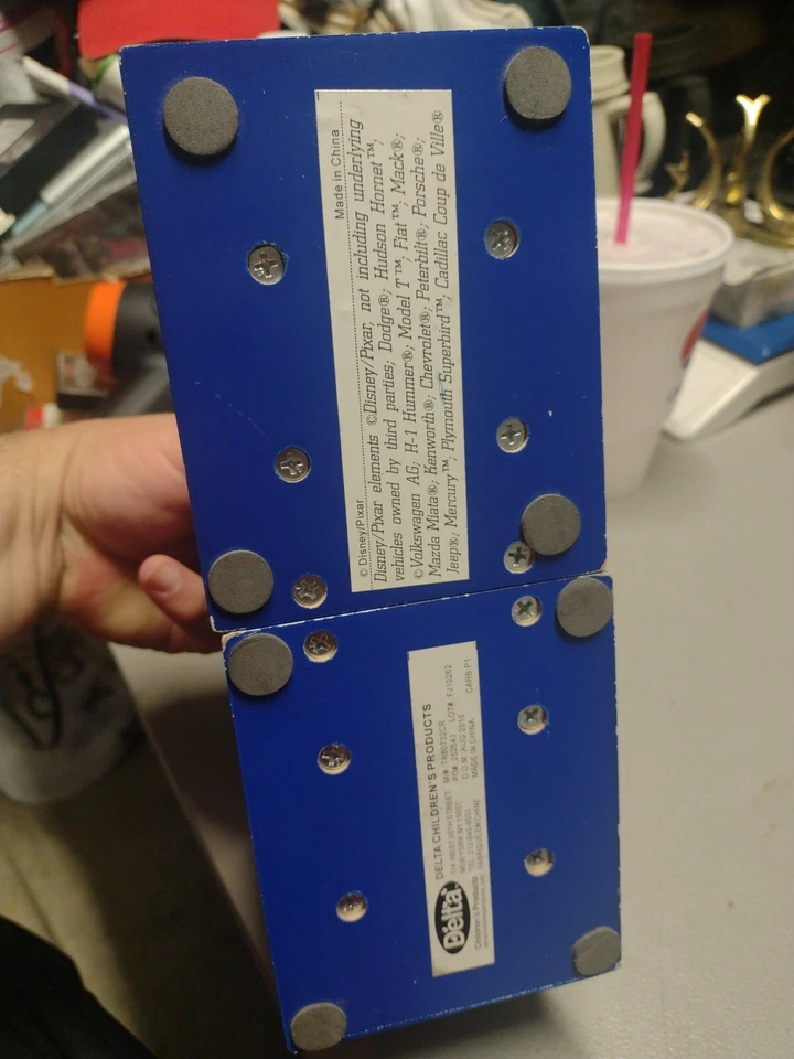 Disney Cars Radiador Muelles Radiador Muelles Madera Sujetalibros Taza Pistón Foto 3 de 4