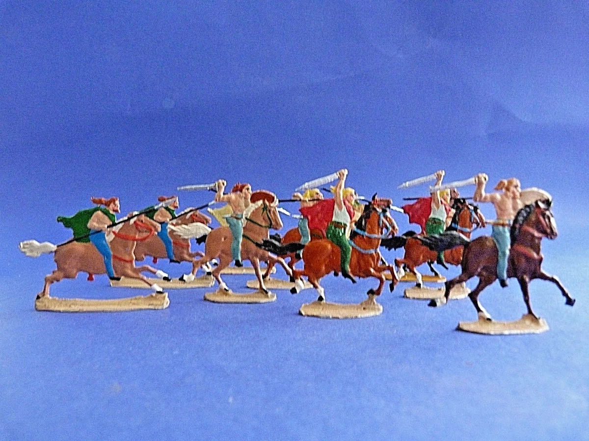 Plats d'étain - flat tin - Zinnfiguren - 10 cavaliers germain (9) Teutoburger