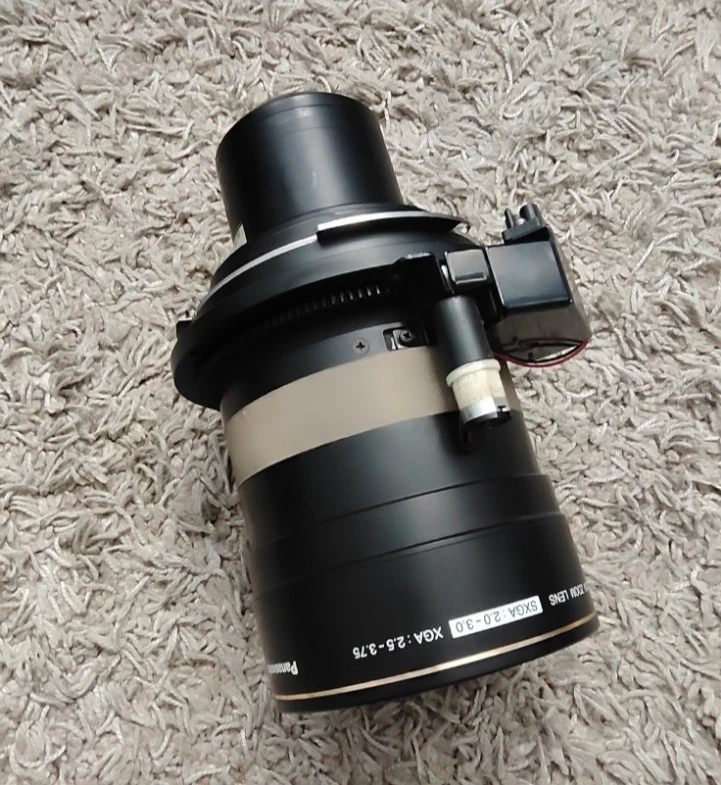Panasonic ET-D75LE2 Zoomobjektiv - Bild 1 von 4
