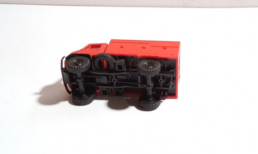 Picture 6 of 9